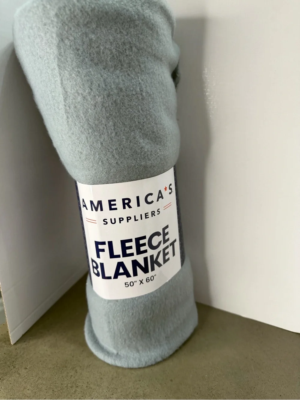 America’s Suppliers Gray Fleece Blanket 50x60 Soft Throw NEW